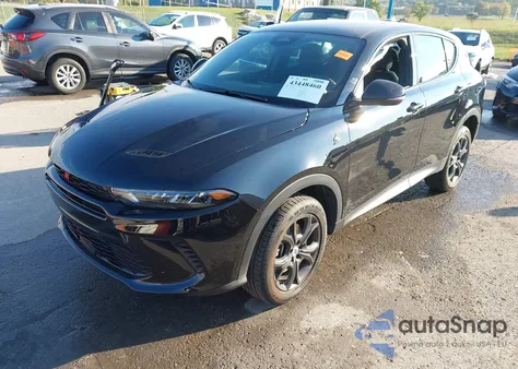 2024 Dodge Hornet Gt Awd из США, поврежденный, VIN ZACNDFAN7R3A35706